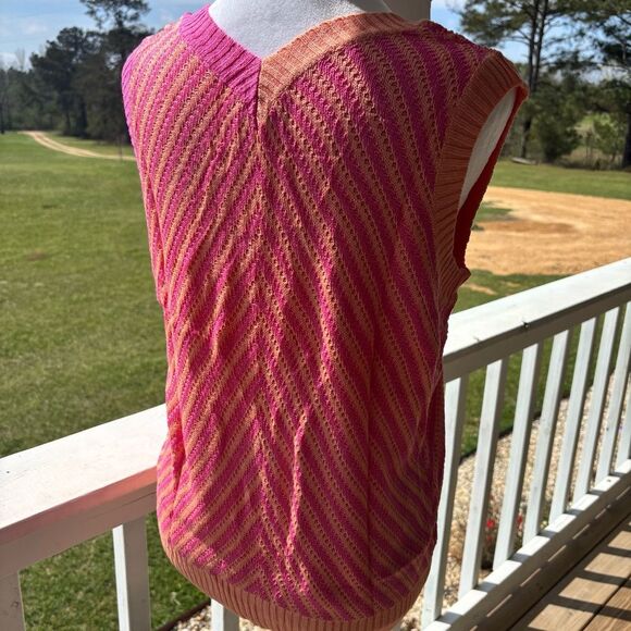 Pink and Tan Knit Vest - Picture 4 of 6